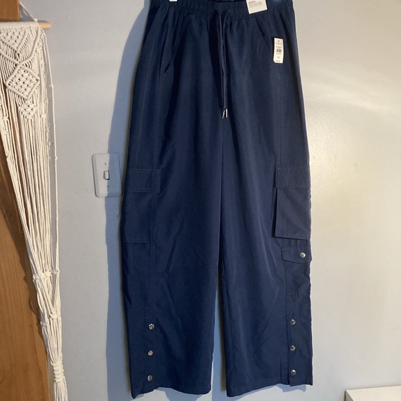 Aeropostale Pants - BNWT 2 PAIRS AEROPOSTALE WIDE LEG 5 pockets CARGO COOL SUMMER PANTS •Size M